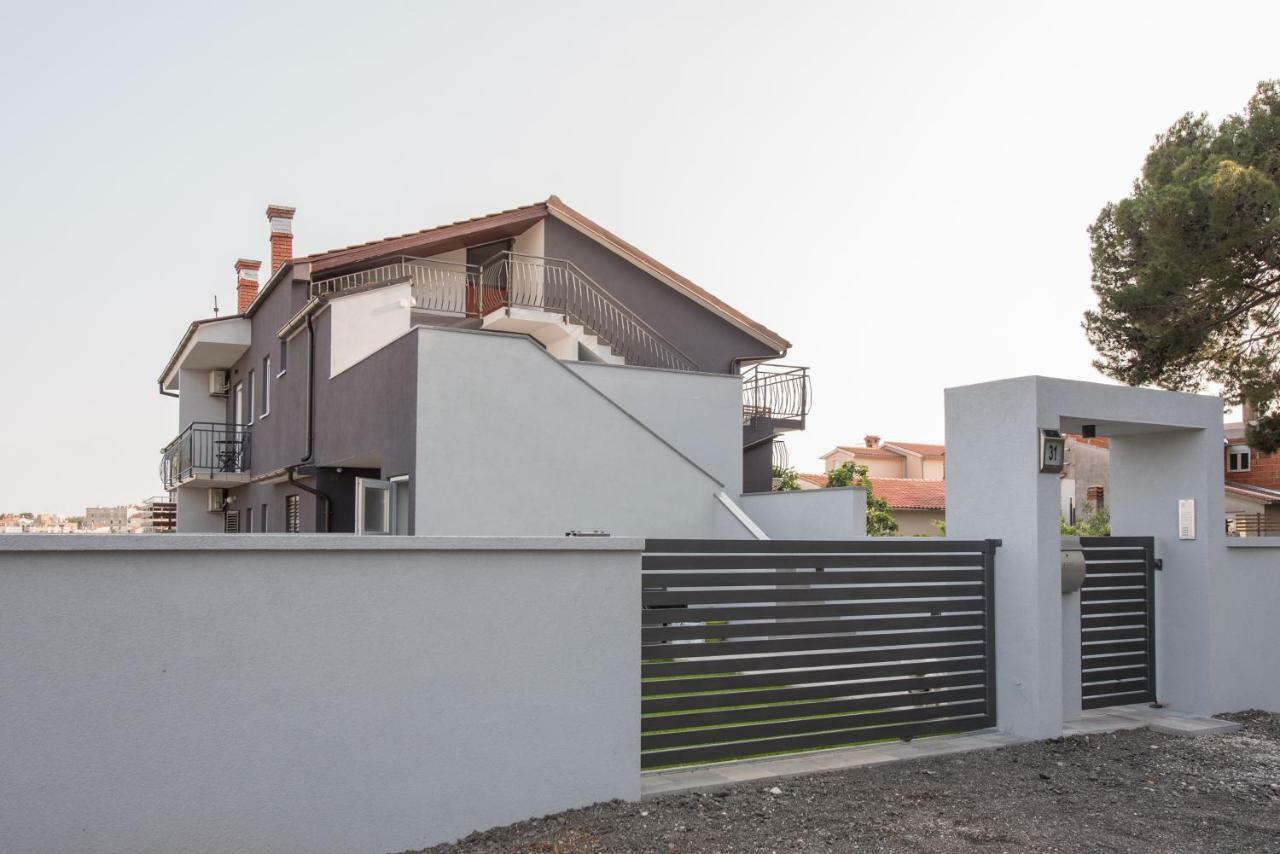 Art Design Apartments Pula Exterior photo