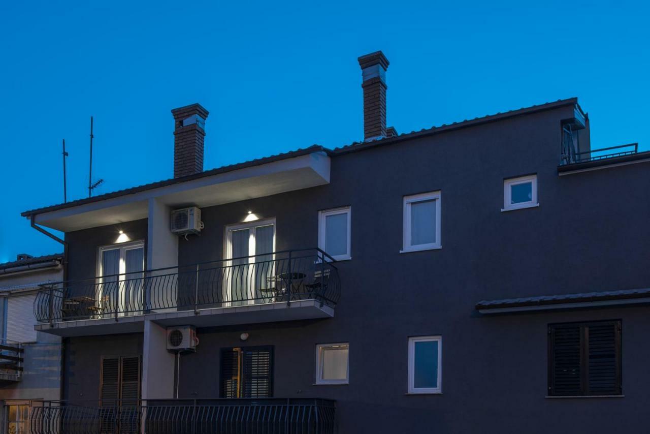 Art Design Apartments Pula Exterior photo